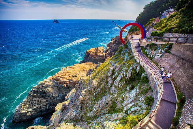 1-Day Busan Shore Excursion - City Highlights for Cruise Guests - Yongdusan Park and Busan Tower: Quick Viewpoints, Optional Payment
