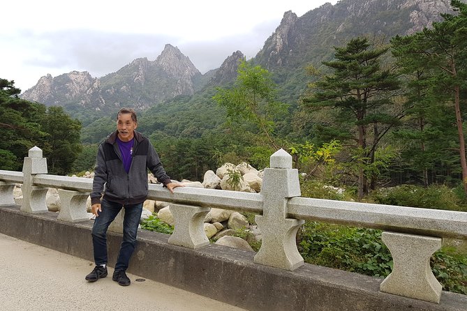 2-Day Hike through the Scenic Valleys of Mt. Seoraksan from Seoul - How the hiking time actually feels: 4 to 5 hours a day, with real pacing