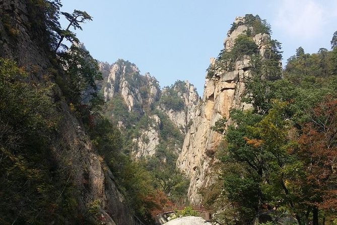 2-Day Hike through the Scenic Valleys of Mt. Seoraksan from Seoul - Who this Seoraksan hike suits best