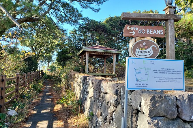 2 Day Private pictures of Nature Tour very experience taxi tour - Waterfalls and Rock Giants: Jeongbang, Oedolgae, and Daepo Jusangjeolli