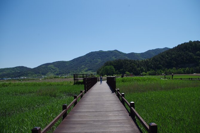 3-Day Korea Western course by K-shuttle Tour from Seoul to Busan - Jinjuseong Fortress, then Busan Station: a satisfying ending without stress
