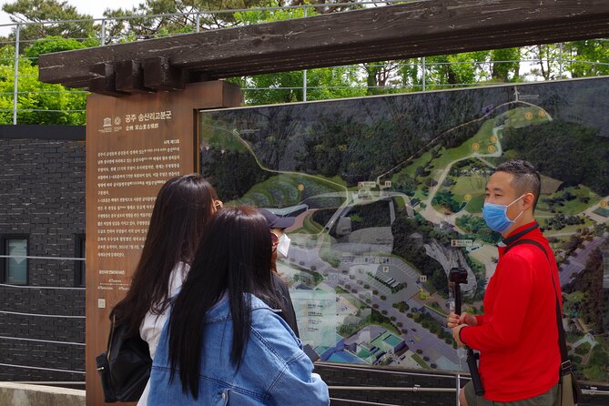 5-Day Korea Golden route by K-shuttle Tour from Seoul Including Busan, Yeosu - Day 4 UNESCO duo day plus Hahoe’s river bend scenery