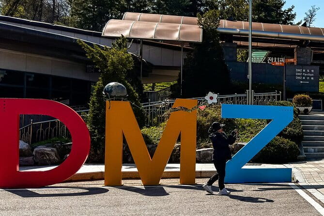 7 days Flexible Tour for Major Cities(Seoul,Busan,Gyeongju etc) - Day 7: Busan Markets, Ocean Cable Cars, Yonggungsa, and Gamcheon Culture Village