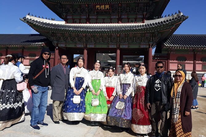 8 Days Guided Trip from Seoul to Jeju - Hallasan National Park: Highest Peak and Ecosystems in One Hike Loop