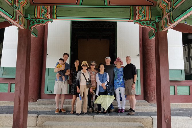 Afternoon Half Day Seoul City Tour, visit Queen's dorm - Changdeokgung Palace: UNESCO time with entry handled