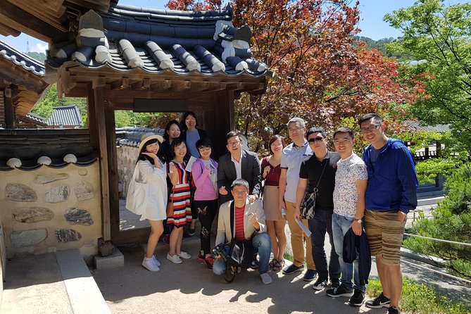 Afternoon Seoul: Hanok Vibes, Netflix Street Food & N Seoul Tower - Value check: why $66.67 can make sense for an afternoon