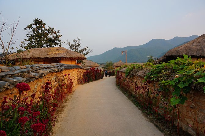 Andong Hahoe Folk Village [UNESCO World Heritage] Private Tour from Seoul - Stop 3: Hahoe Mask Museum and Local Storytelling