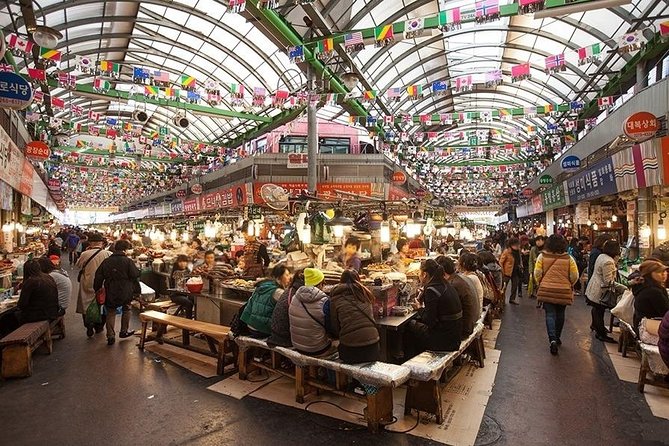 Best of Seoul Shopping Tour - Namdaemun Market: Bargain Hunting in Korea’s Classic Traditional Marketplace