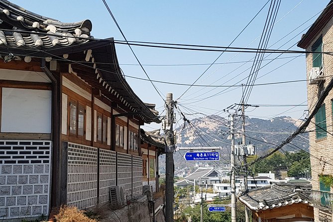 Best Walking Tour to Gyeongbok Palace Bukchon Hanok Village - Price and value for $88, with entrance fees handled