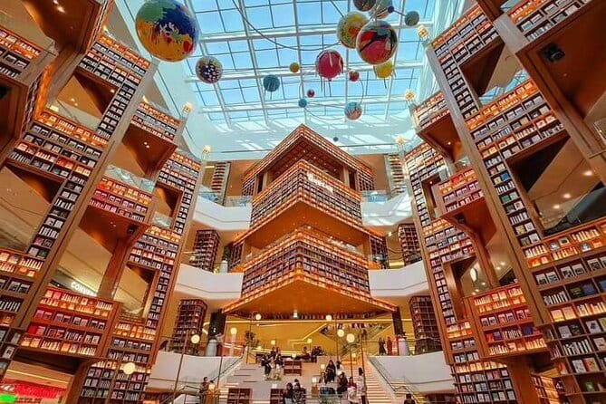 Beyond Seoul: Starfield Library, Hwaseong Fortress & Cave Quest - Starfield Suwon Library, 22 Meters Up: Why This Book Stop Feels So Different