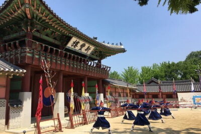 Beyond Seoul: Starfield Library, Hwaseong Fortress & Cave Quest