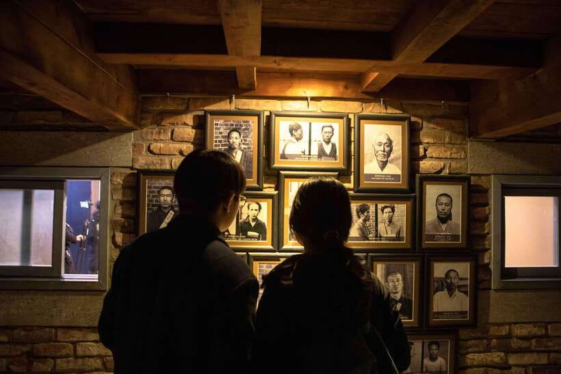 Blood & Tears: Korea Dark History Guided Walking Tour - Key Things That Make This Tour Work
