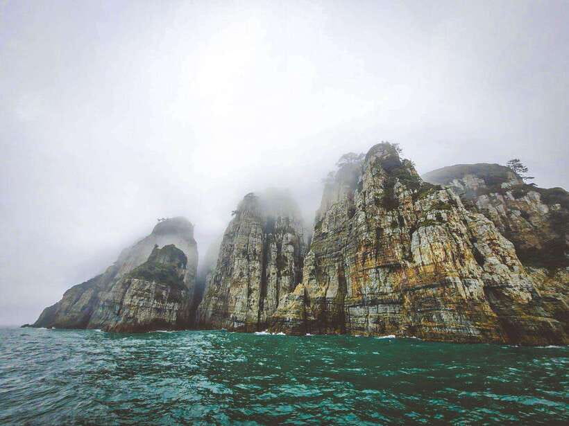 Busan:A2.Hidden Gem Geoje & Oedo Botania Island - Van Time Reality: 100 minutes out, plus return traffic