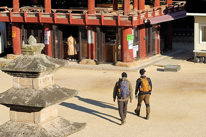 Busan Beomeosa Temple & Hongbeopsa Temple with temple lunch - Temple lunch at noon: bibimbap at the source