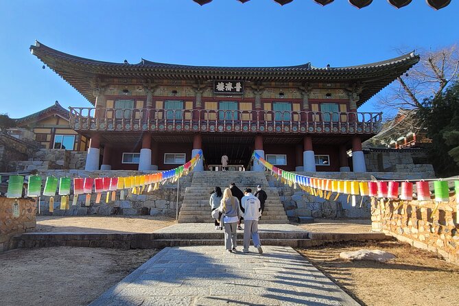 Busan Beomeosa Temple & Hongbeopsa Temple with temple lunch - Guide quality makes the difference
