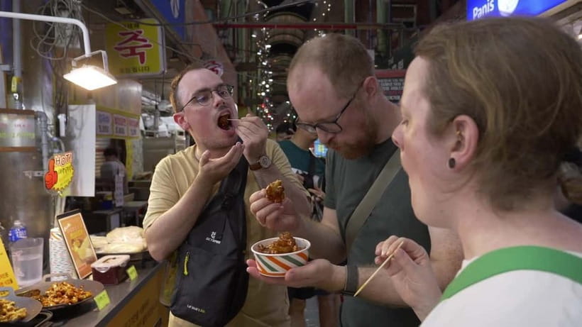 Busan: Food Market Tour. Smash Seafoods and Street foods - Street food tastings in Busan’s large market, not random snacking