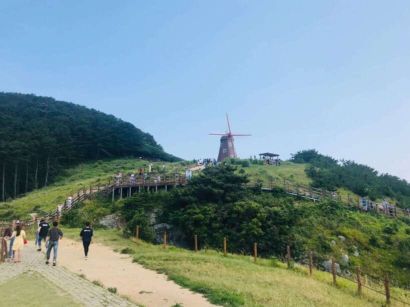 Busan: Geoje Coastal Escape, Sea Breeze, Oedo Botania Island - Maemiseong Castle: a quick photo stop with a real sense of place