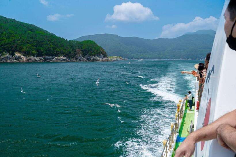 Busan: Geoje Coastal Escape, Sea Breeze, Oedo Botania Island - The second Windy Hill stop: use it for timing, not just more photos