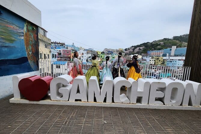 Busan private tour : K-pop dance class + tour - Logistics that matter: language, group size, and how the day flows