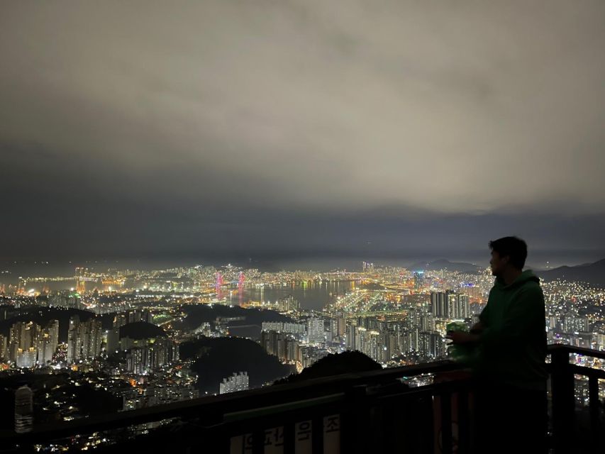 Busan: The Best Night View Small Group Tour - Extras You Might Catch: Lantern Temple Scenes and Photo Booth Moments