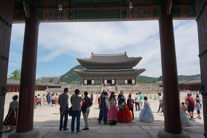 Customized Private Seoul tour: Palace, Market etc(Airport Option) - Nami Island, the Railbike, and Morning Calm: countryside time near Seoul