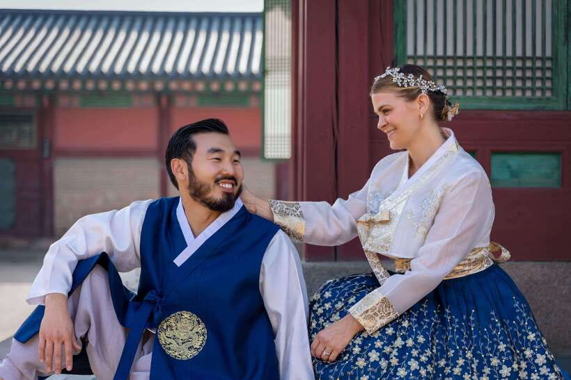 [Daehan Hanbok] Hanbok Photo Tour at a Palace - Inside the Palace: How the Photo Session Actually Works