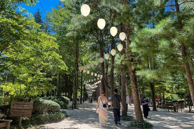 Day Tour of Suwon Hwaseong Fortress Starfield Waujeongsa Temple - Hanbok Wearing and Gim Making Center: Hands-On Culture You Can Actually Take Home