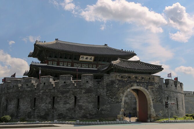 Day Trip to UNESCO: Suwon Fortress Adventure from Seoul - Why Suwon Feels Like a Big Step Outside Seoul