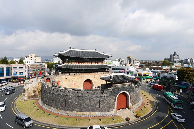 Day Trip to UNESCO: Suwon Fortress Adventure from Seoul - Transport and Comfort: Why the Air-conditioned Ride Is Worth Mentioning
