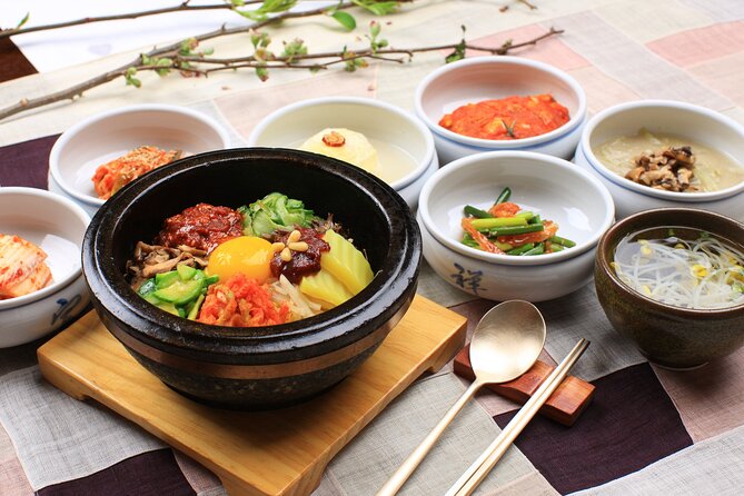 Discover Round Korea in 7days: All-Inclusive Experience - Day 5 Gyeongju Silla highlights, from APEC modernity to royal tomb scale