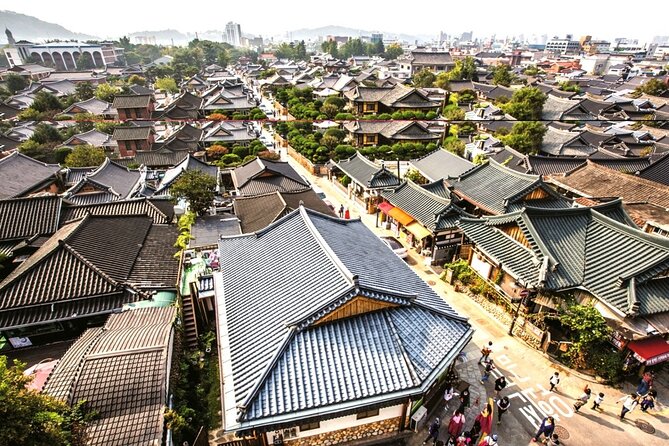 Discover Western Korea in 4days: All-Inclusive Experience - Day 4 in Busan: a solemn morning, then back toward Seoul
