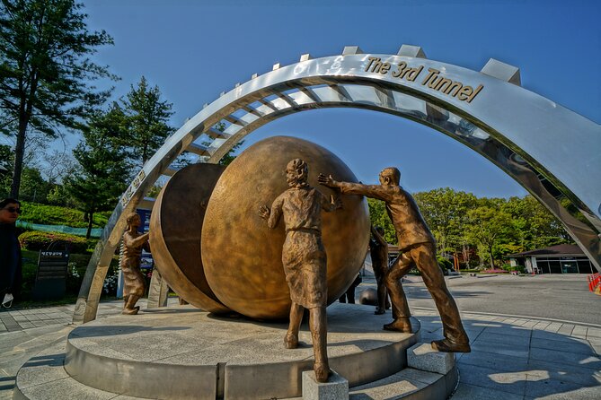 [DMZ Private Full day Tour] & The War Memorial include Lunch - Dorasan Station: the symbolic border in human terms