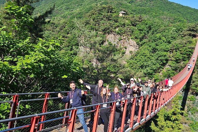 DMZ Tour from Seoul - Optional Suspension Bridge Experience - Pickup, meeting points, and how the day stays organized