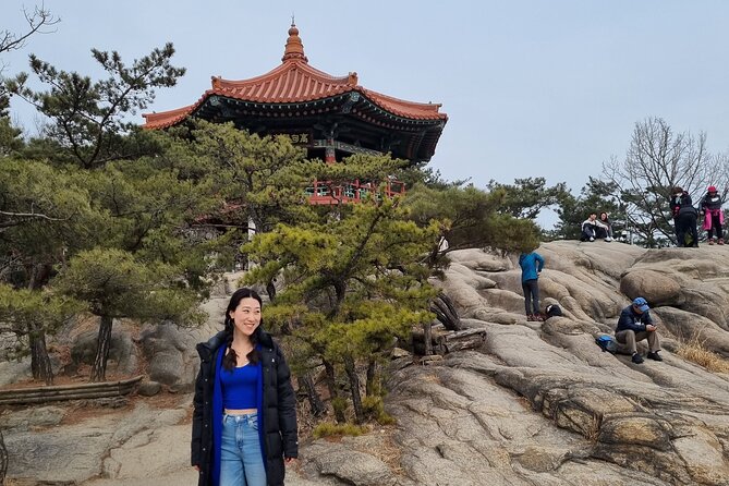 Easy hike in Achasan next to river & Old temple with legend - Key things you will enjoy on this Achasan hike