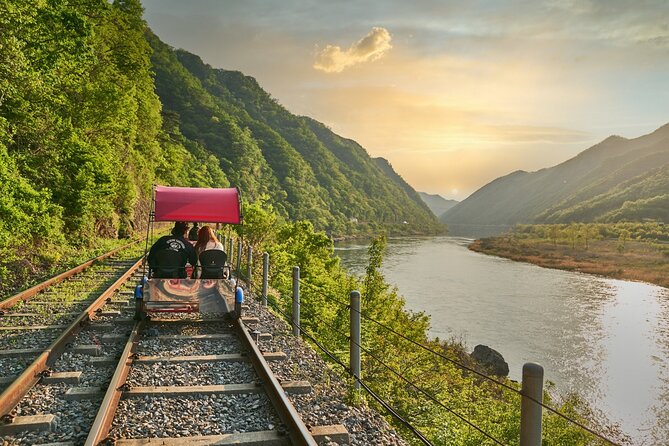 Eobi Valley(Winter), Strawberry, Nami Island & Railbike fr Seoul - Picking your Nami Island add-on: Petit France or a private garden choice