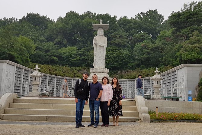 Essential Gangnam Tour (Incl. Dinner)-Hot Place of Seoul - Guide and group experience: what makes it feel local