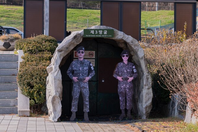 Exclusive Private DMZ Tour & War Memorial Hall or Suspension Bridge(No Shopping) - Third Tunnel: what the invasion plan looked like in concrete and engineering