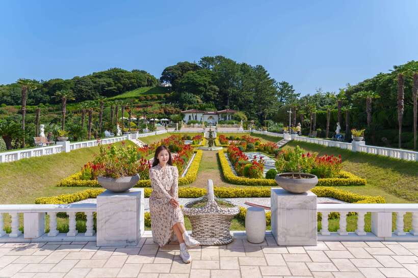 From Busan: Enchanting Oedo Island Day Tour with Windy Hill - Oedo Island (Oedo-Botania): the day’s main reason to come