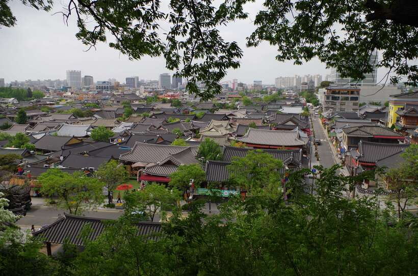 From Seoul: 5-Day Tour of Korea with UNESCO Sites - Day 1: Gongju UNESCO stops, then Jeonju Hanok Village area at night