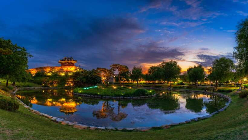 From Seoul: Suwon Hwaseong Fortress Night Tour - Walking the fortress walls: what you will see after dark