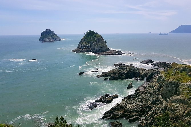 Full Day Busan Tour Including Haedong Yonggungsa Temple - Oryukdo Island and Oryukdo Skywalk: The Sea Splits Into East and South