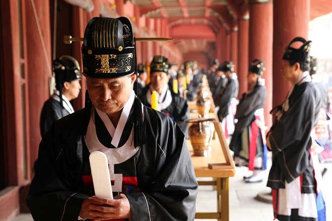 Full-day UNESCO Heritage Tour with Suwon Hwaseong from Seoul - Bukchon Hanok Village and Insadong Antiques Time