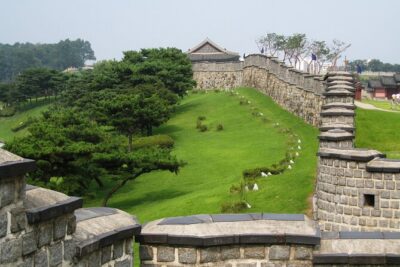 Full-day UNESCO Heritage Tour with Suwon Hwaseong from Seoul