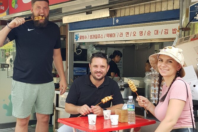 Gwangjang market Netflix Food Walking Tour with Insadong - What’s included to taste, and how to pace it like a local
