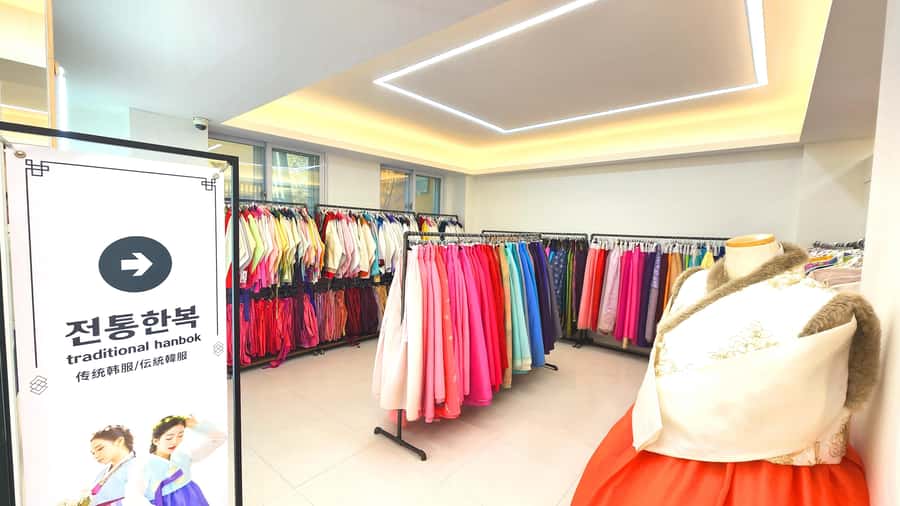 Gyeongbokgung Hanbok Experience at hanboknam - Why this Hanbok rental is such a good match for a Gyeongbokgung day