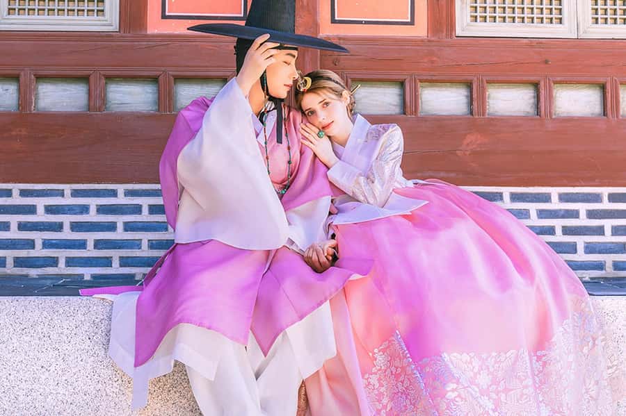 Gyeongbokgung Hanbok Experience at hanboknam - Finding Hanboknam: use Exit 4 and the yellow building