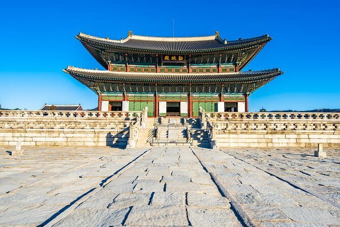 Gyeongbokgung Palace & Bukchon Village Walking Tour - Bukchon Hanok Village: Hanok Alleys for Photos and a Calmer Pace