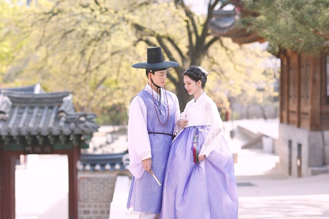 Gyeongbokgung Palace Hanbok Rental Experience in Seoul - Crowds, queues, and avoiding a chaotic fitting day