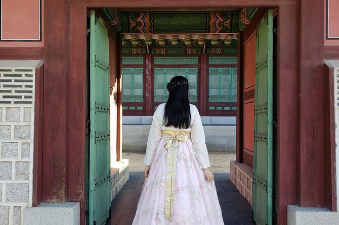 Gyeongbokgung Palace Hanbok Rental Experience in Seoul - Price and value: what $7 buys you, and what it does not