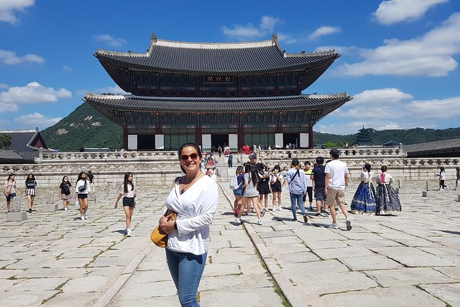 Half day Morning Seoul City Tour(Temple & Gyeongbok Palace) - Gwanghwamun Square: The Map in Your Head Starts Here